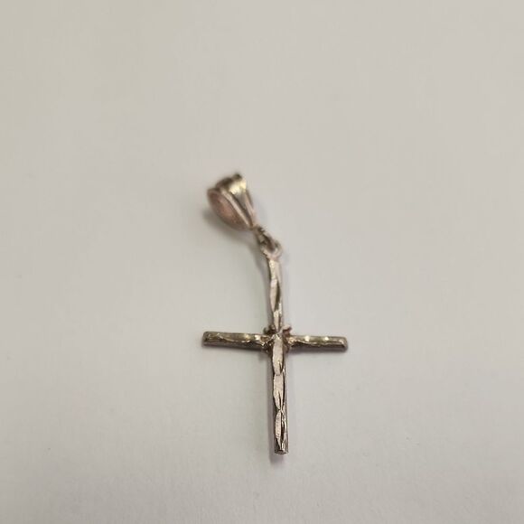 Sterling Silver Cross Pendant - Picture 1 of 4